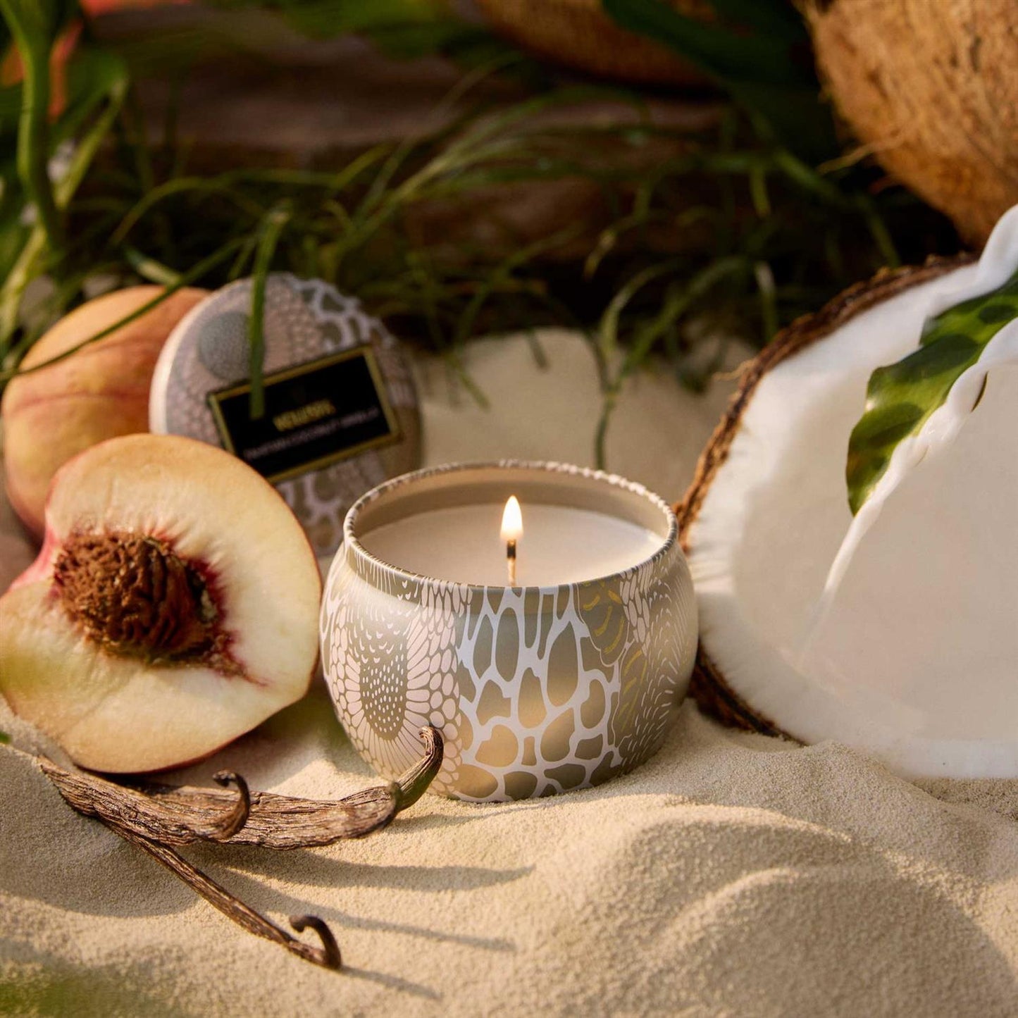 Tahitian Coconut Vanilla Mini tin Candle 25 Timer