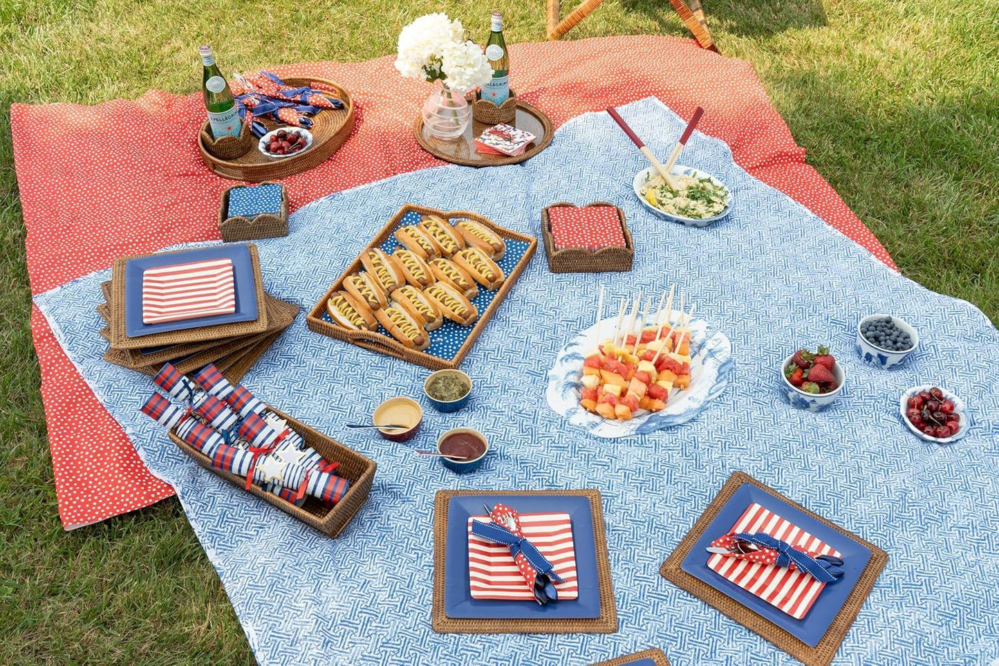 Coaster rotting scallops wine