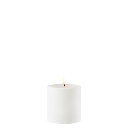 LED Outdoor pillar candle white 8.4x10 cm