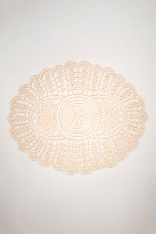 Crocheted placemat 35x45 cm
