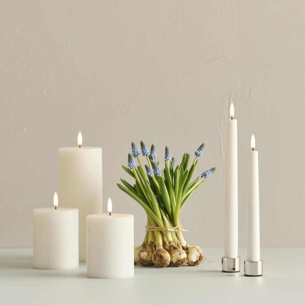 LED pillar candle Nordic White 5.8x15 cm