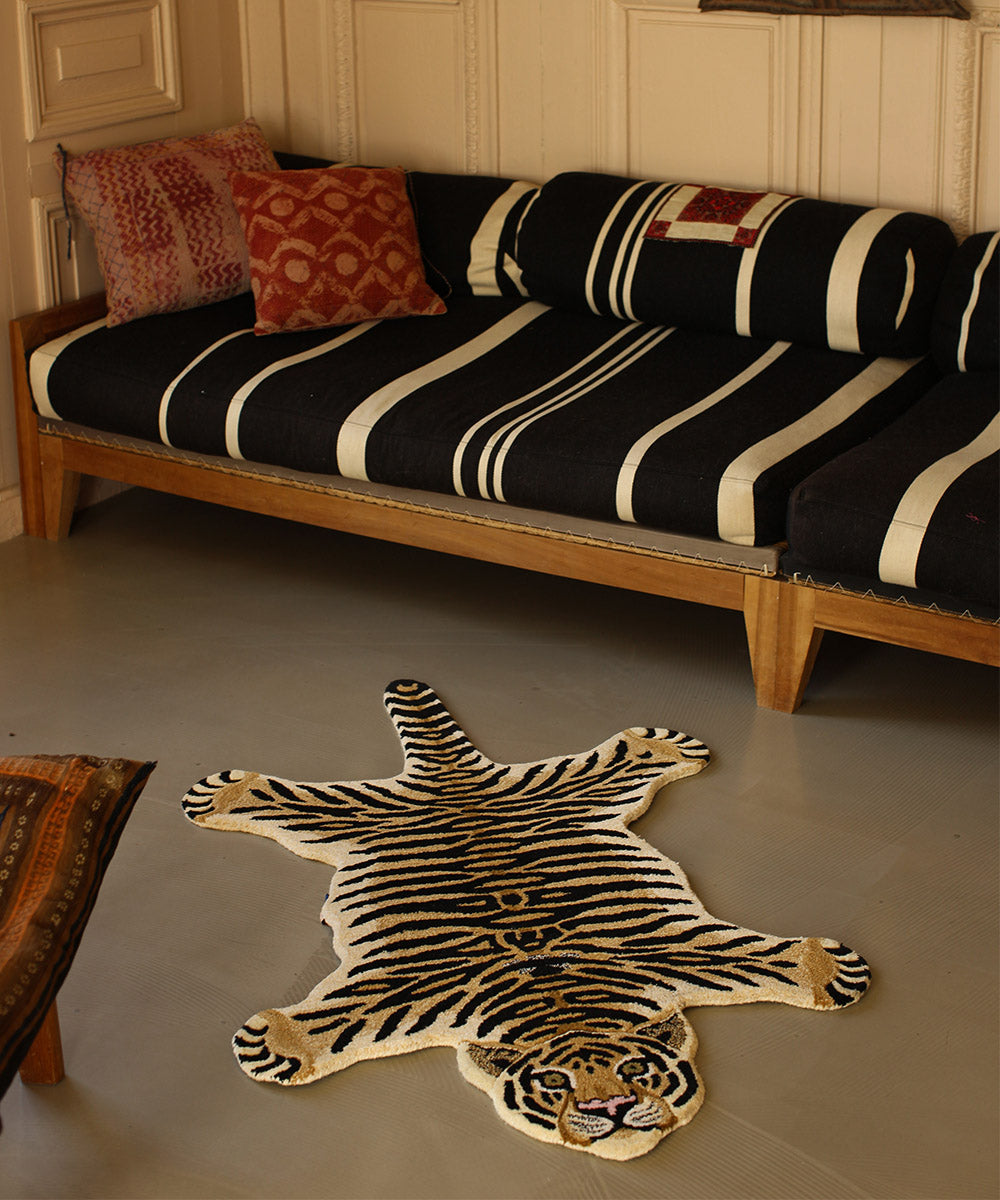 Gulvteppe Drowsy Tiger Rug large 140x90 cm