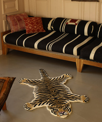 Gulvteppe Drowsy Tiger Rug large 140x90 cm