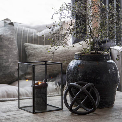 Carlo skulptur Ø16 cm sort