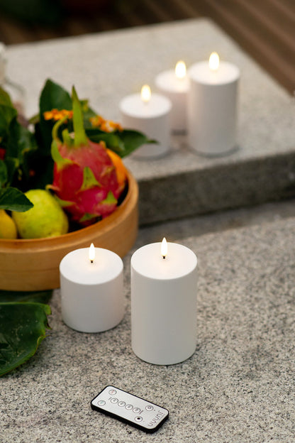 LED Outdoor pillar candle white 8.4x10 cm