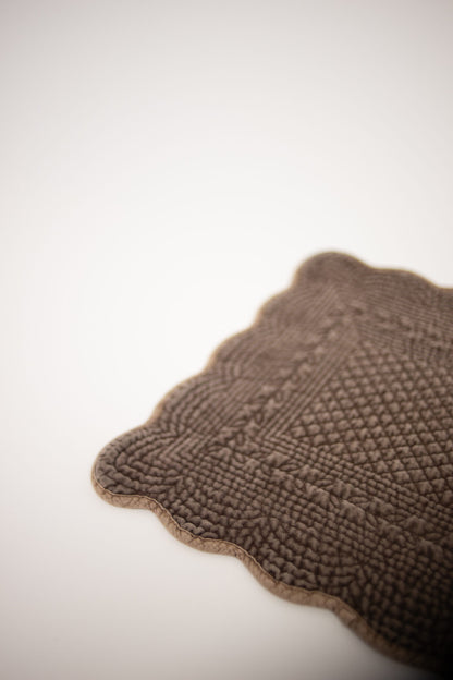 Delphine placemat brown