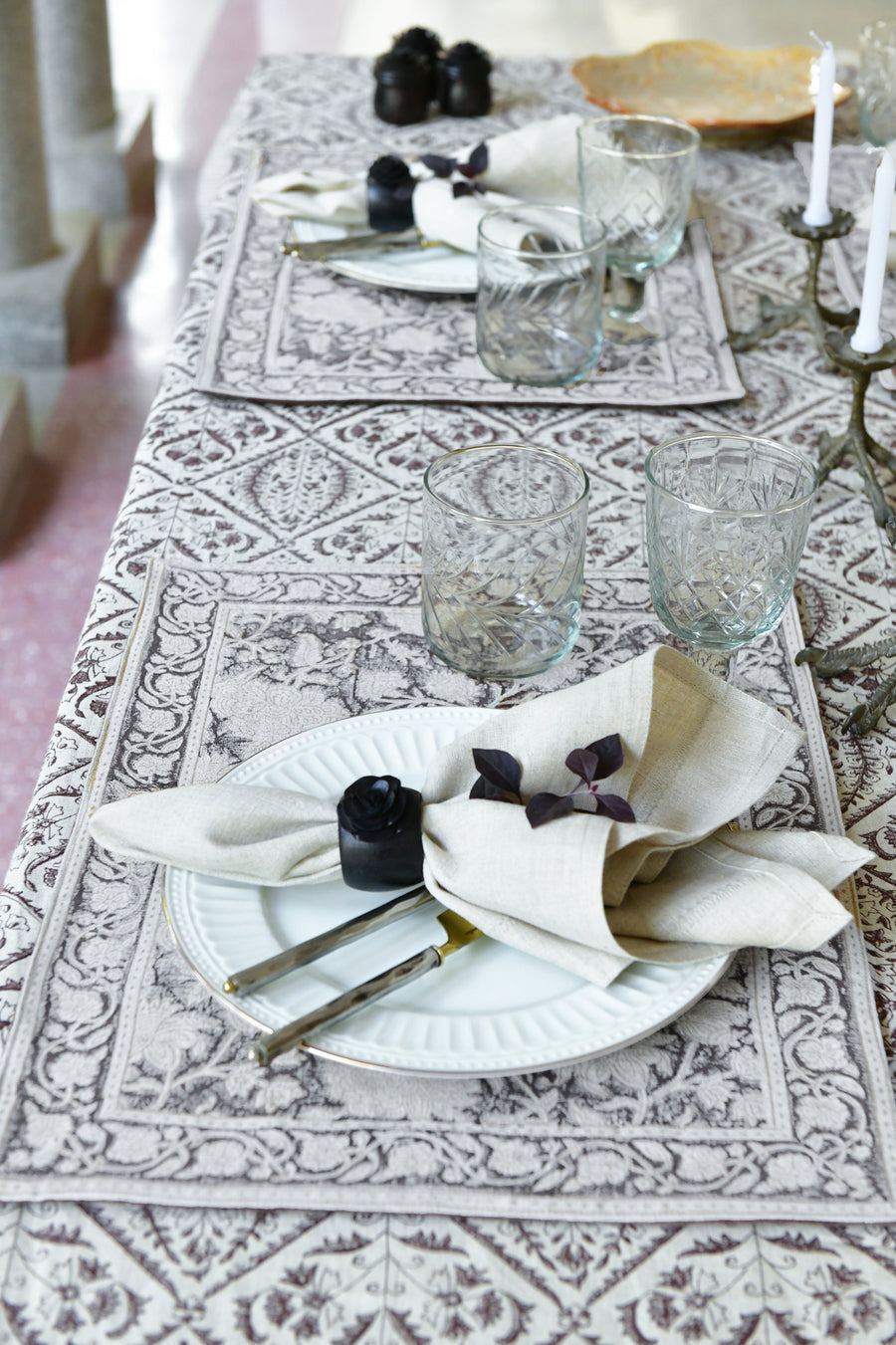 Tablecloth Jaipur Brown 170x270 cm